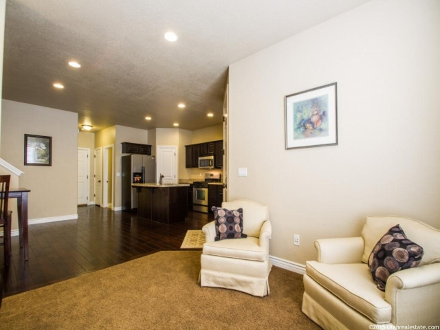 144 N 360 W, Centerville, UT 84014 — photo 8