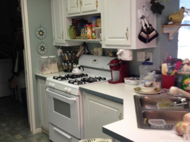 114 S Pingree Ave E, Ogden, UT 84404 — photo 5