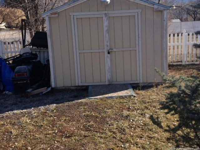 114 S Pingree Ave E, Ogden, UT 84404 — photo 9