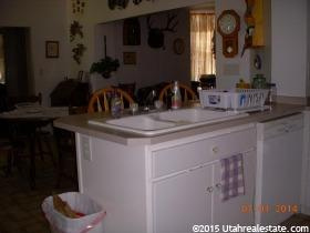 105 E 400 N, Nephi, UT 84648 — photo 11