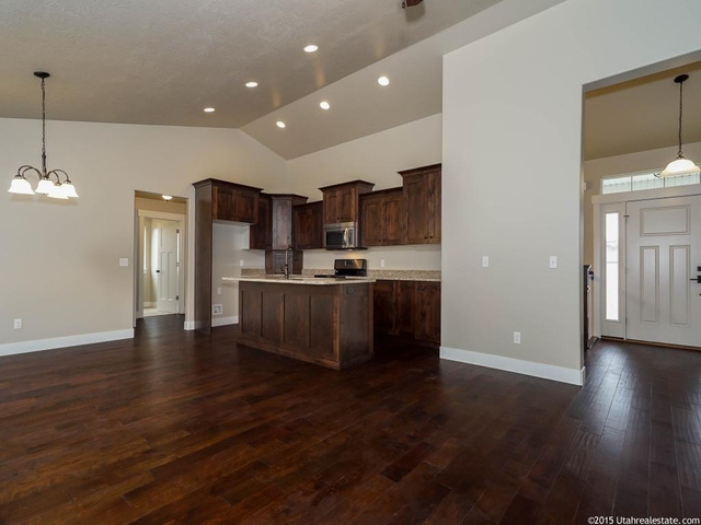 2064 E 3100 N, Layton, UT 84040 — photo 7