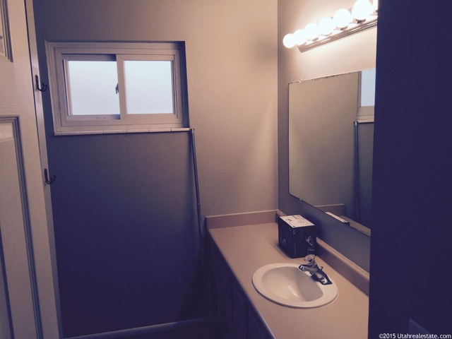 256 E 2520 N, North Logan, UT 84341 — photo 8
