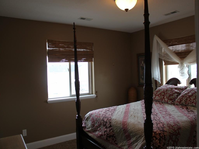 133 E 1770 N, Layton, UT 84041 — photo 12