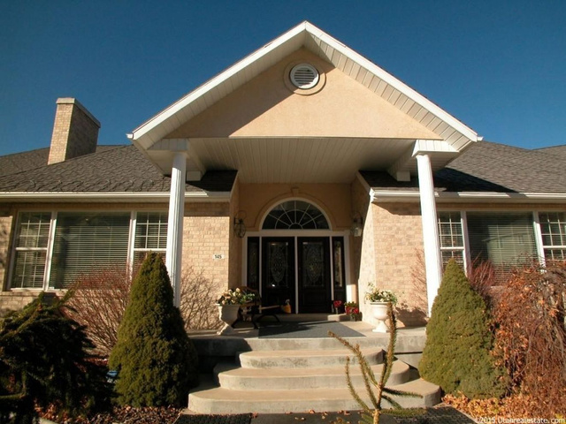 145 Buckingham Dr, Providence, UT 84332 — photo 2