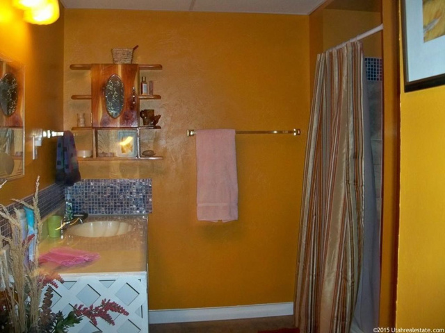 319 N 100 E, Aurora, UT 84620 — photo 11