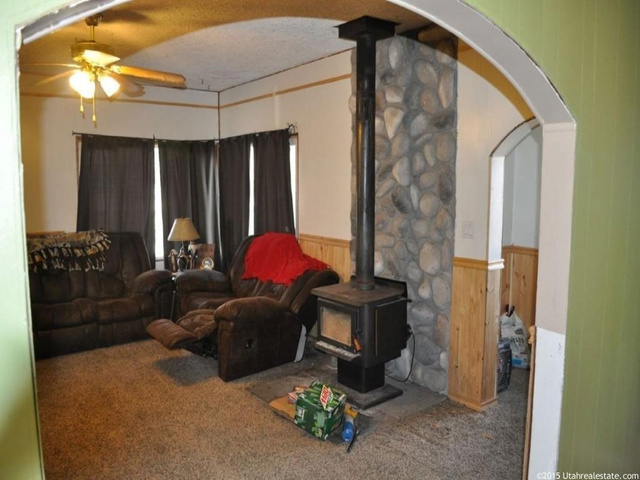 445 Bannock St, Malad City, ID 83252 — photo 2