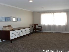 449 S 925 E, Kaysville, UT 84037 — photo 9