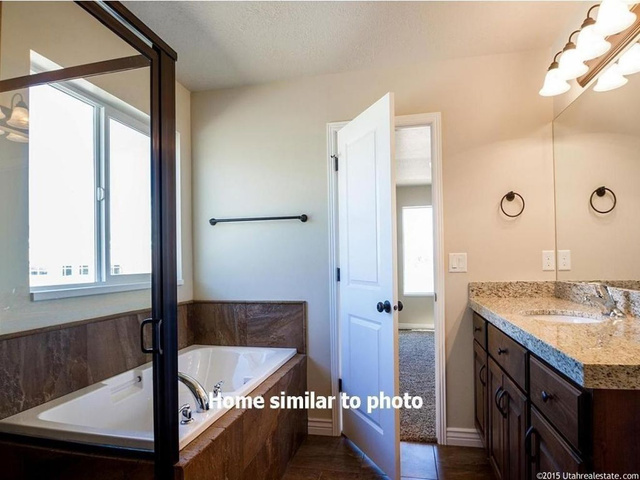 1322 W 1870 N, Clinton, UT 84015 — photo 5