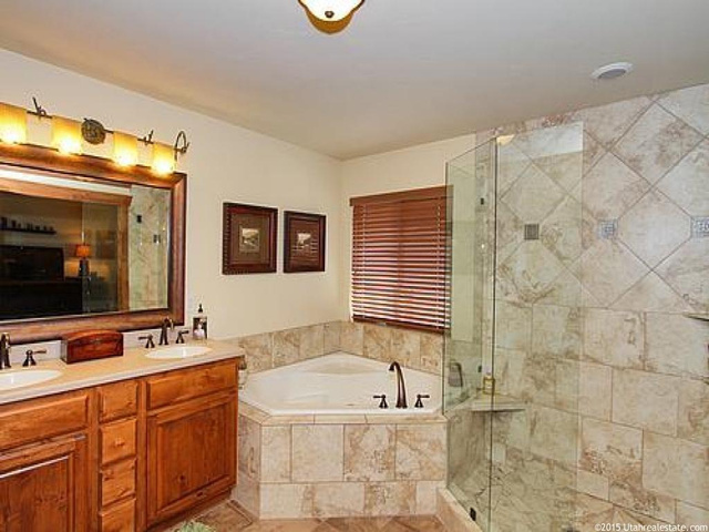 1863 E Evry Ct, Holladay, UT 84117 — photo 12