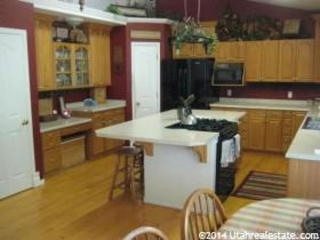 438 S 400 W, Smithfield, UT 84335 — photo 2