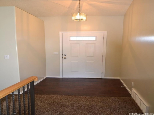 2597 W 2580 N, Clinton, UT 84015 — photo 2
