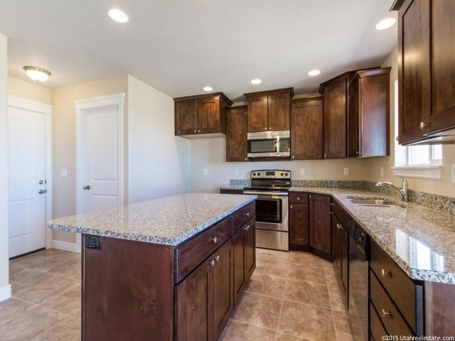 1897 N 1350 W, Clinton, UT 84015 — photo 8