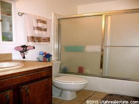 174 E 735 S, Centerville, UT 84014 — photo 9