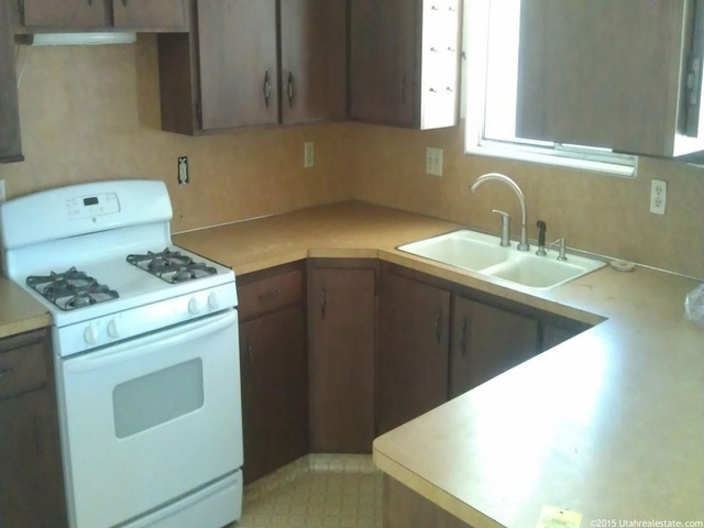 1199 N 250 E, Layton, UT 84041 — photo 6