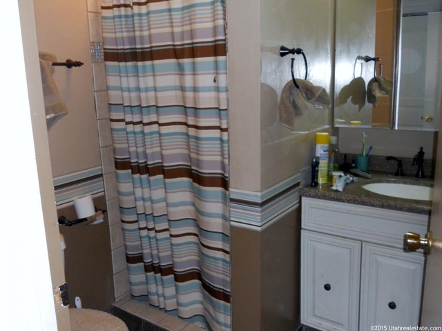 160 E 400 N, Richfield, UT 84701 — photo 5