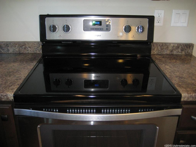 1143 S 900 W, Logan, UT 84321 — photo 9
