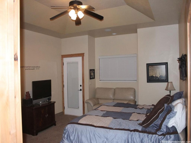 690 E 300 N, Tremonton, UT 84337 — photo 11