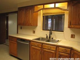 716 N 100 W, Clearfield, UT 84015 — photo 3