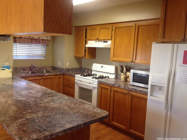 543 E 650 S, River Heights, UT 84321 — photo 3