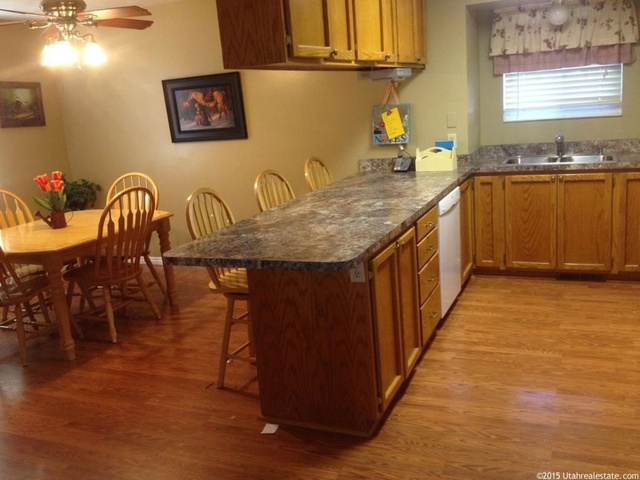 543 E 650 S, River Heights, UT 84321 — photo 4