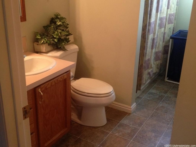 543 E 650 S, River Heights, UT 84321 — photo 6