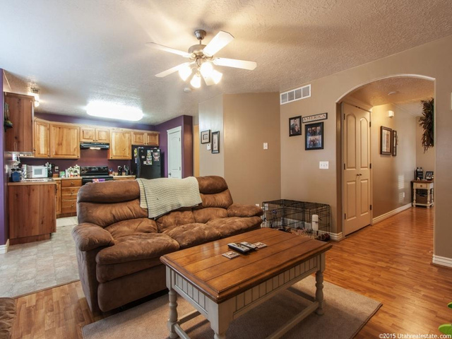 846 Quinn Ct, Ogden, UT 84404 — photo 2
