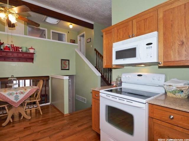 998 S 225 E, Layton, UT 84041 — photo 11