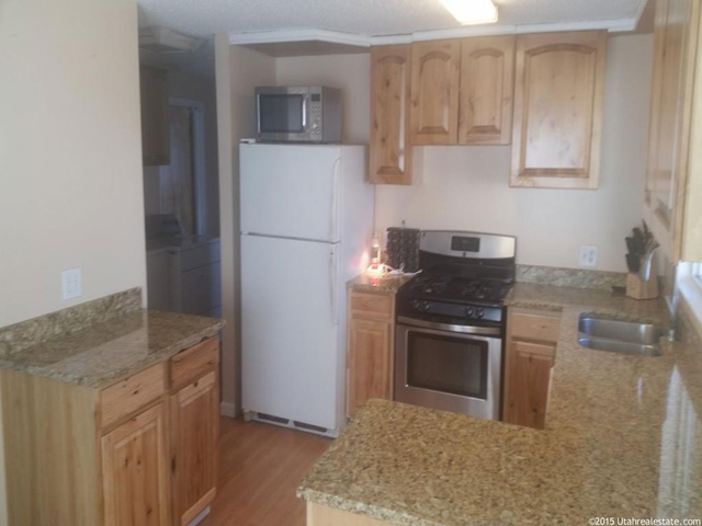 1070 E 5th St S, Ogden, UT 84404 — photo 4