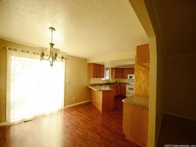 487 W Chokecherry Cir, Orem, UT 84058 — photo 7