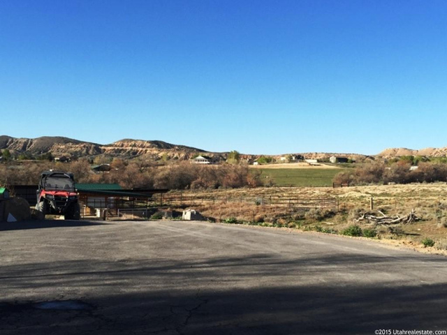 927 W 2500 S, Vernal, UT 84078 — photo 7