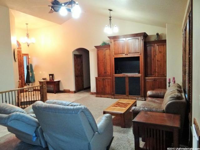 992 E Brookfield Ave, Erda, UT 84074 — photo 4