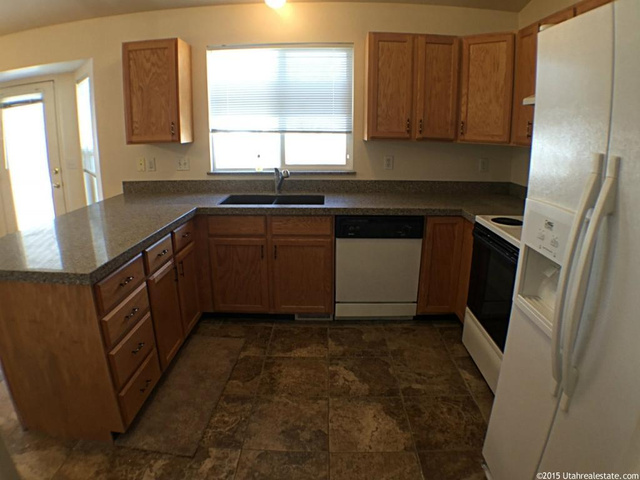 2854 W 2250 N, Clinton, UT 84015 — photo 8