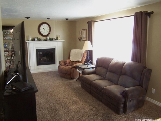 806 E 2750 N, North Ogden, UT 84414 — photo 4