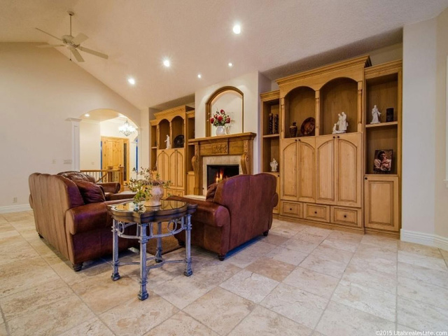 270 S Temple View Dr, Bountiful, UT 84010 — photo 10
