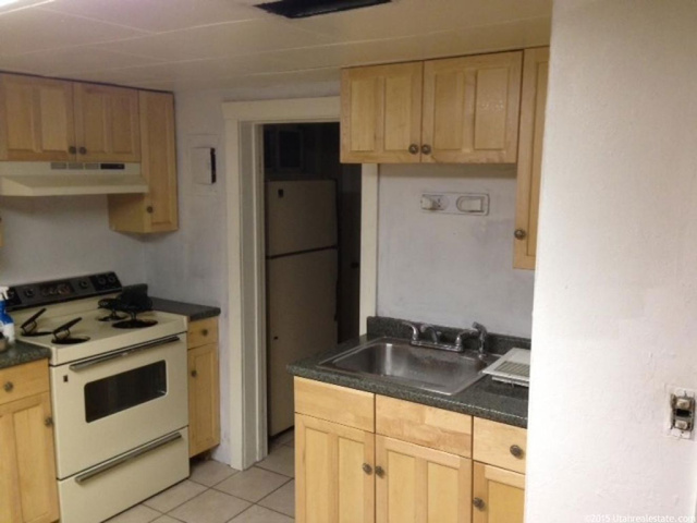 116 S 400 East E, Logan, UT 84321 — photo 4