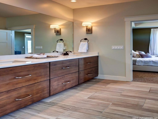 141 W Val Verda S, Bountiful, UT 84010 — photo 8