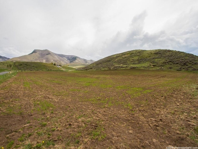 1400 E 9000 S, Paradise, UT 84328 — photo 2