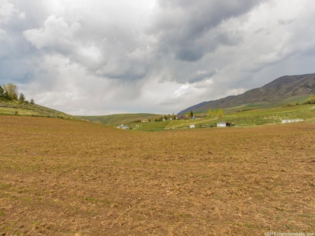 1500 E 10000 S, Paradise, UT 84328 — photo 9