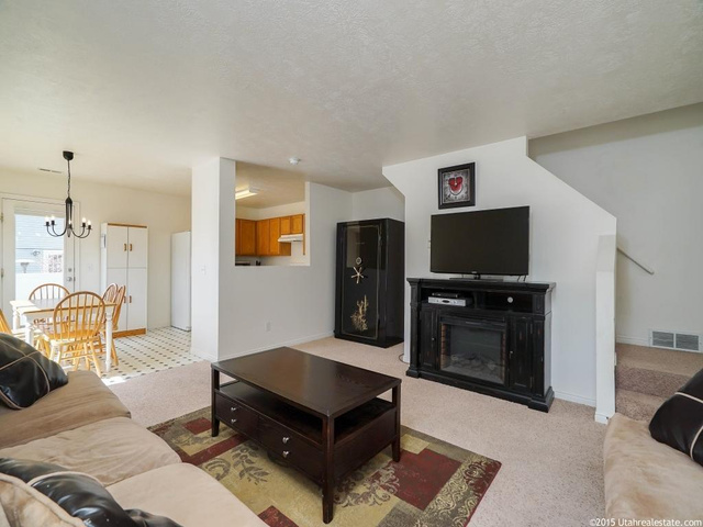 2011 N 2125 W, Clinton, UT 84015 — photo 12