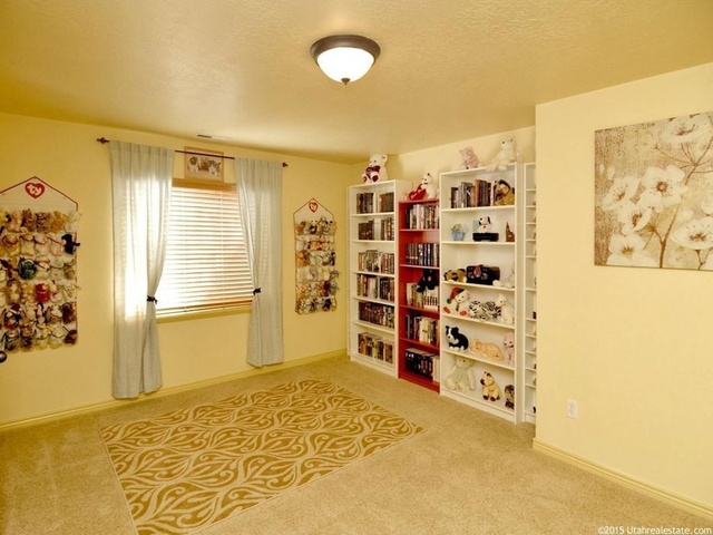 1055 S 1650 E, Clearfield, UT 84015 — photo 11