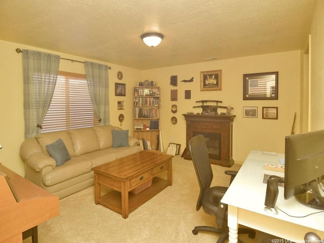 1055 S 1650 E, Clearfield, UT 84015 — photo 3