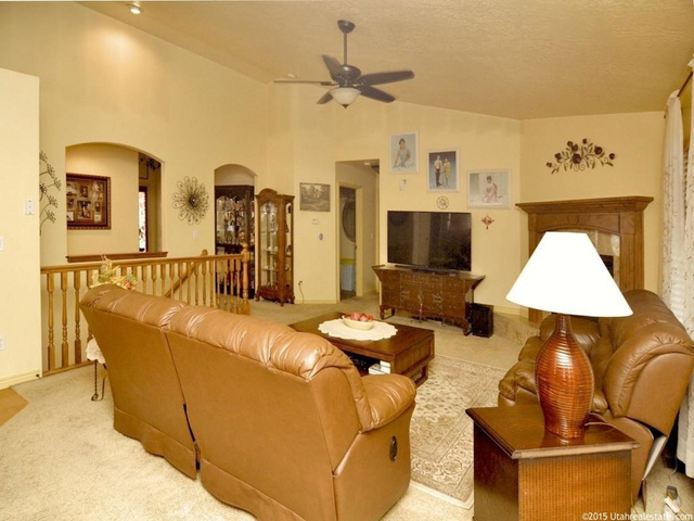 1055 S 1650 E, Clearfield, UT 84015 — photo 5