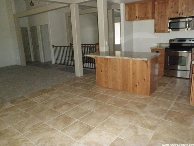 1101 E Benchview Dr N, Ogden, UT 84404 — photo 3
