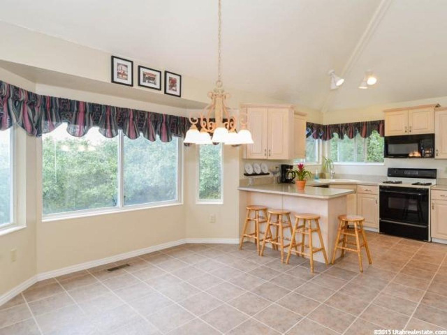 2152 E 3325 N, Layton, UT 84040 — photo 2