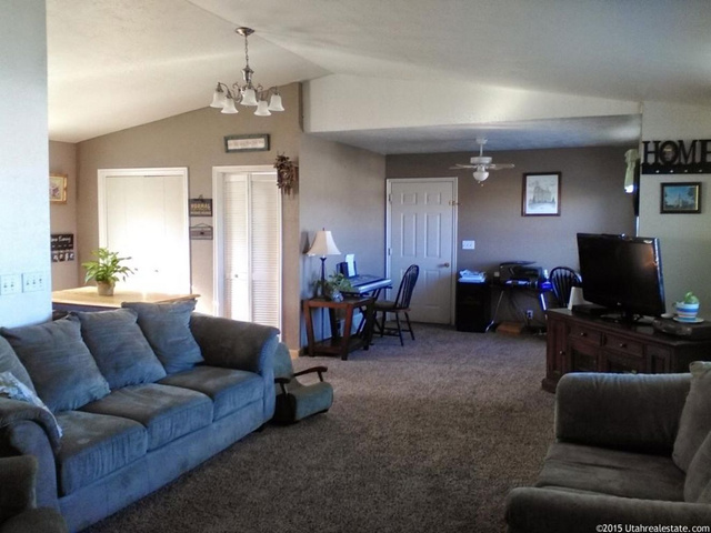 11075 N Cullimore Ln, Thatcher, UT 84337 — photo 6
