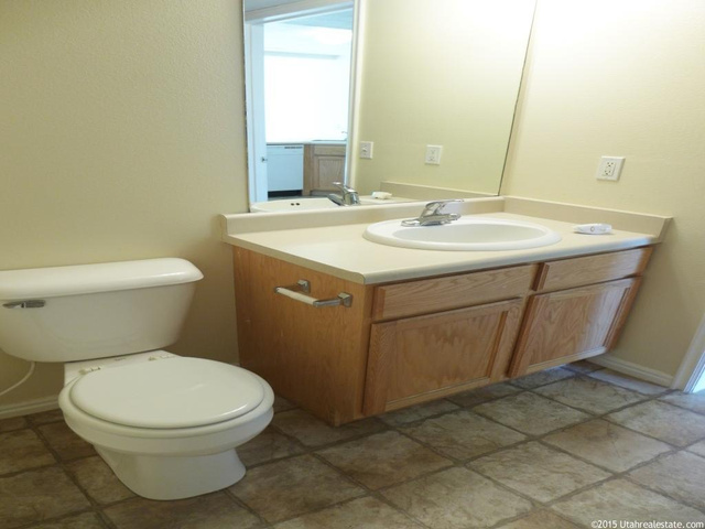 563 S 430 W, Ogden, UT 84404 — photo 4