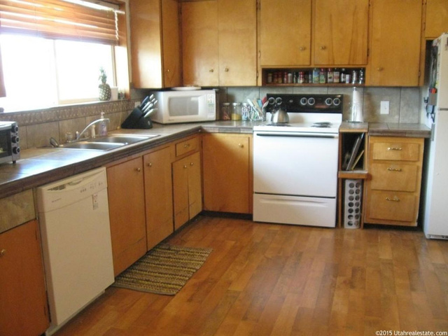 170 E 550 S, Vernal, UT 84078 — photo 4