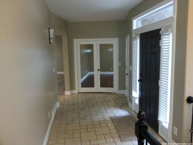596 Lakeview, Farmington, UT 84025 — photo 11