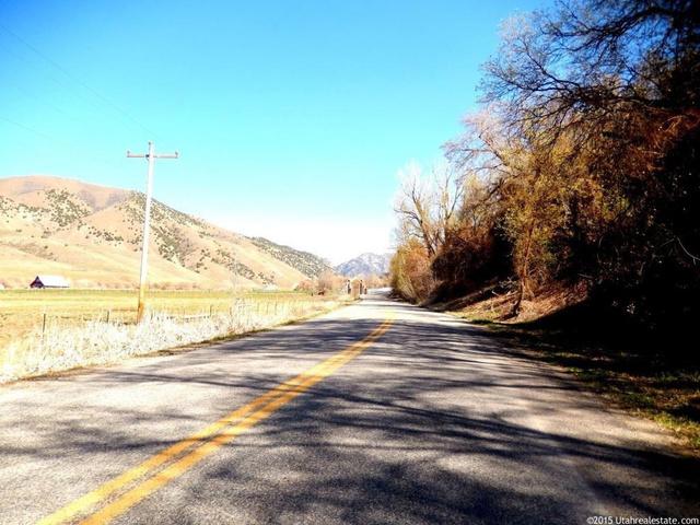 11400 S 1300 E #4, Avon, UT 84328 — photo 4