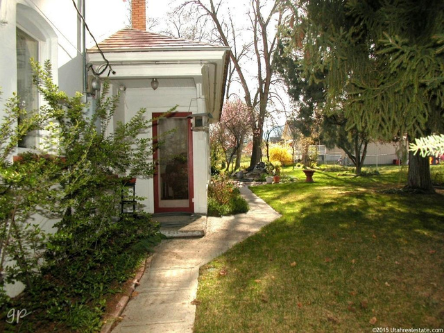 277 S Center, Hyrum, UT 84319 — photo 4